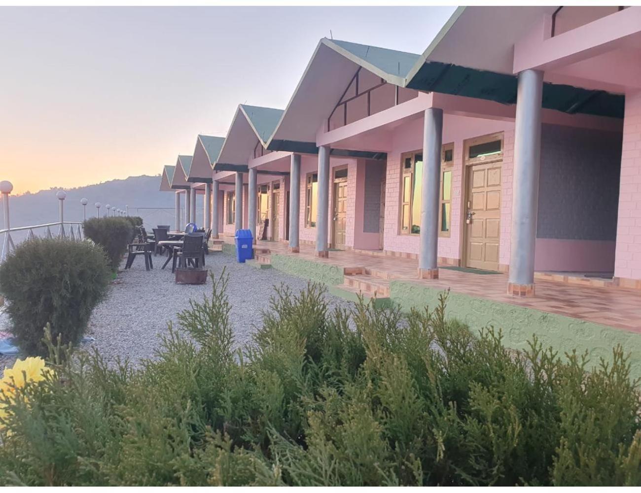 Hotel Hills Resort, ชาคราตา ภายนอก รูปภาพ
