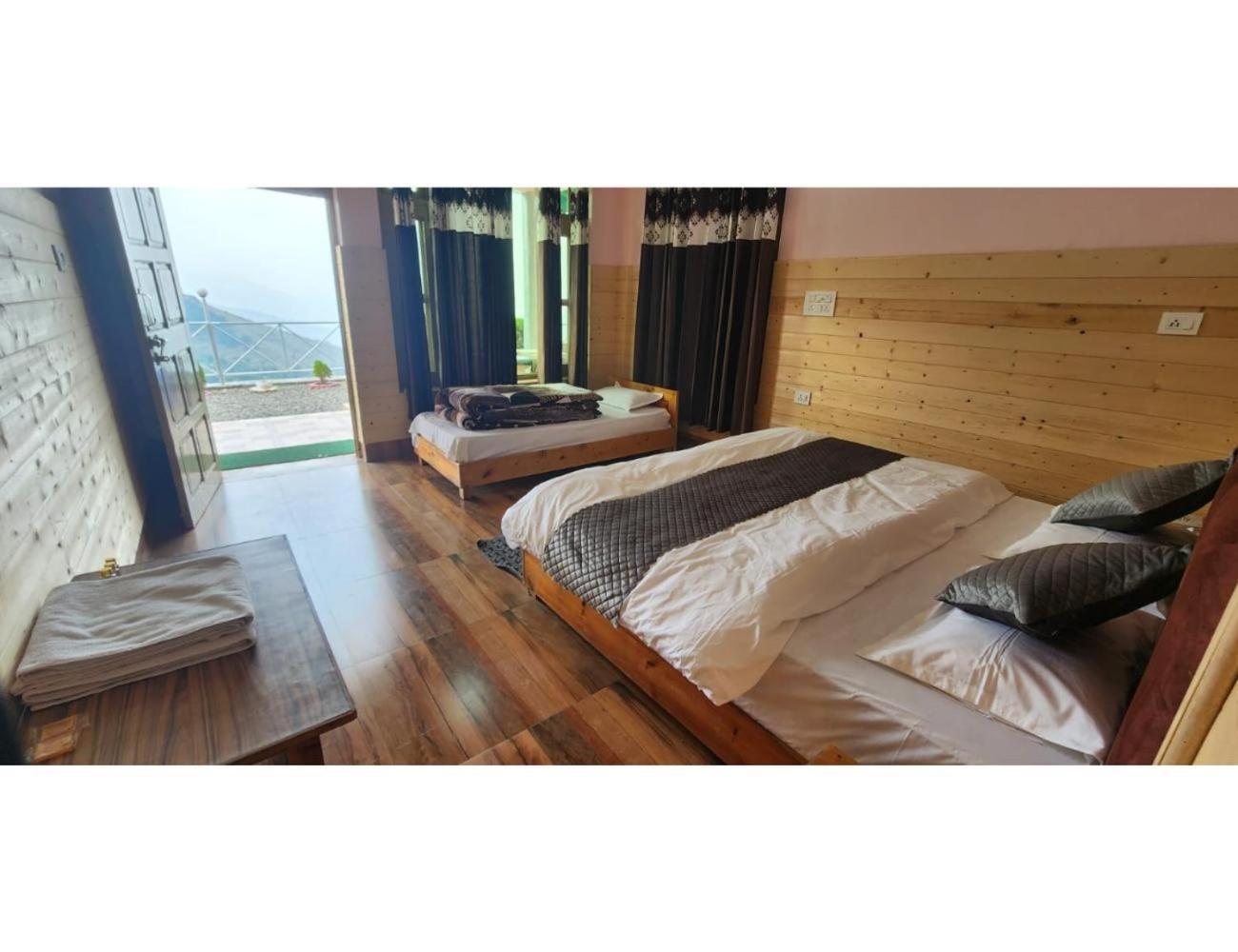 Hotel Hills Resort, ชาคราตา ภายนอก รูปภาพ